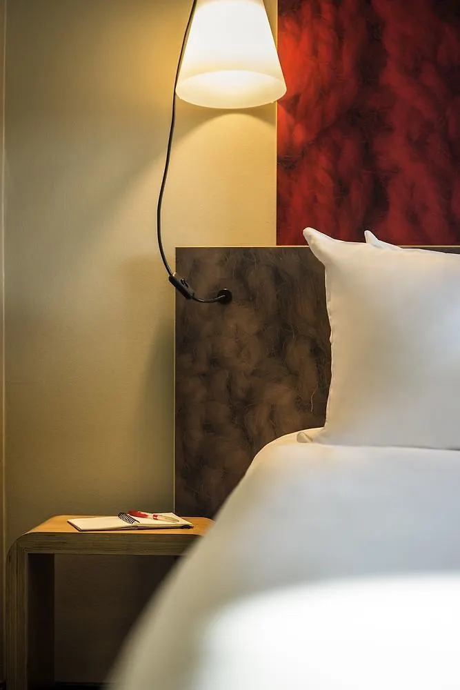 Ibis London Docklands Canary Wharf Hotel